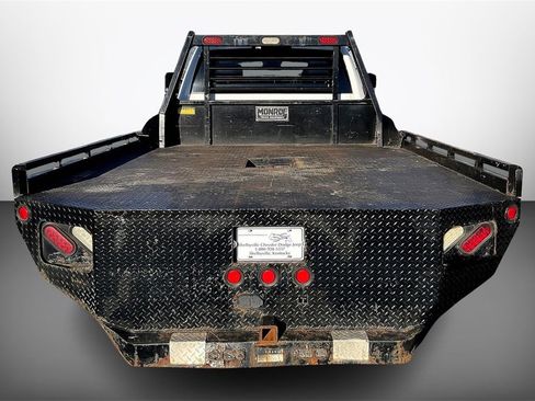 Used 2017 RAM 3500 Tradesman w/ Chrome Appearance Group image 7