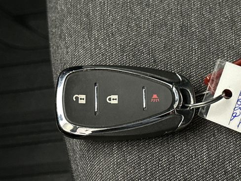 Used 2023 Chevrolet Equinox LT w/ LPO, Floor Liner Package AWD/4WD image 43
