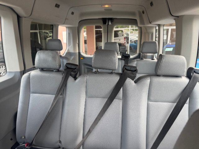 Used 2017 Ford Transit 350 XLT RWD image 13