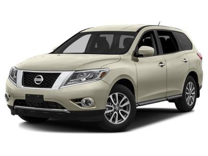 Used 2015 Nissan Pathfinder Platinum w/ Family Entertainment Package
