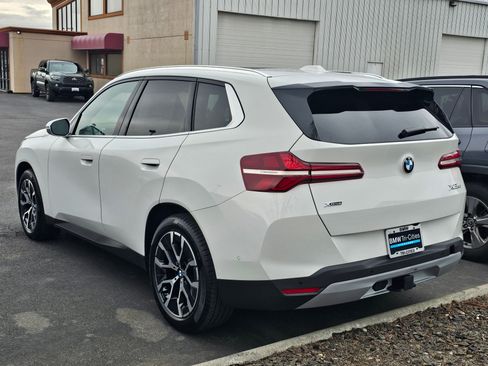 New 2026 BMW X3 xDrive30 w/ Premium Package image 2