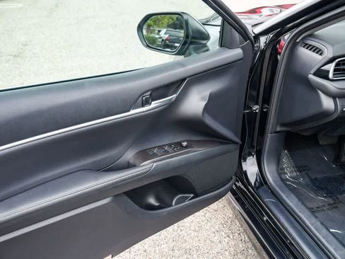 Used 2023 Toyota Camry XSE image 26