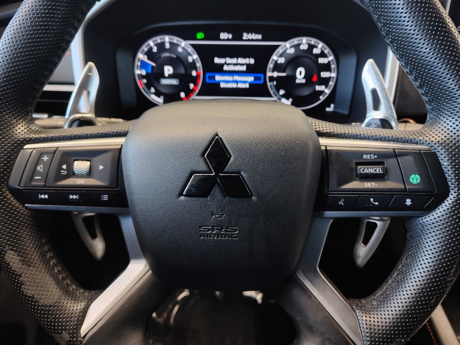 Used 2023 Mitsubishi Outlander SEL FWD image 18