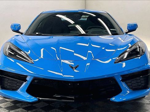 Used 2025 Chevrolet Corvette Stingray Preferred Conv w/ 2LT RWD image 2