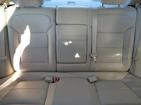 Used 2013 Chevrolet Malibu LT image 13