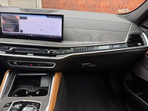 New 2026 BMW X6 xDrive40i image 17