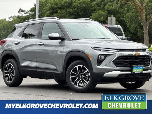 New 2026 Chevrolet TrailBlazer LT w/ Driver Confidence Package AWD/4WD image 1
