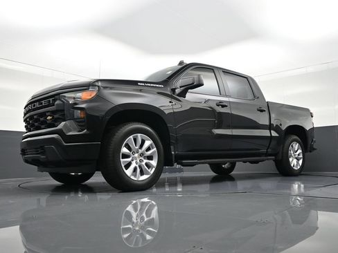 Used 2026 Chevrolet Silverado 1500 Custom image 25