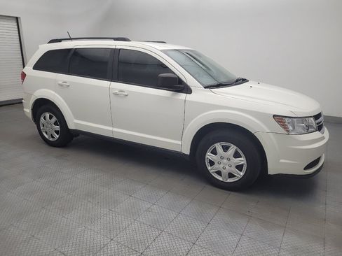 Used 2019 Dodge Journey SE FWD image 11