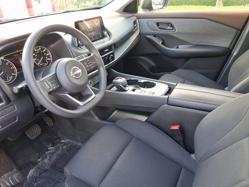 Used 2023 Nissan Rogue S FWD image 13