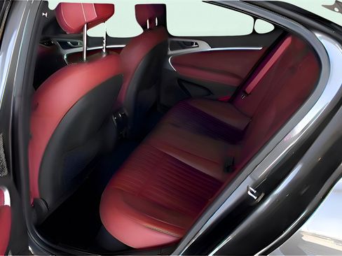 Used 2023 Genesis G70 2.0T w/ Sport Prestige Package image 23