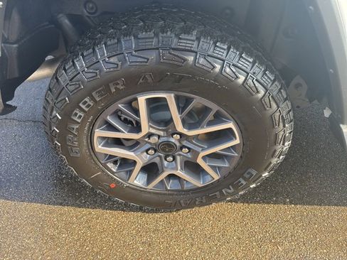 Certified 2024 Jeep Wrangler Sahara w/ Technology Group image 23