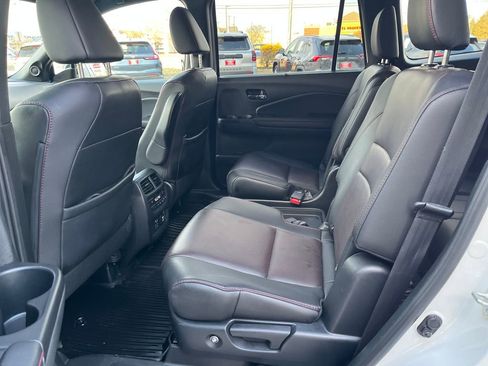 Used 2021 Honda Pilot Black Edition image 26