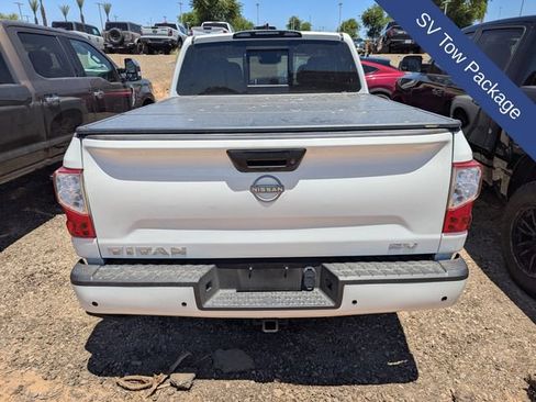 Used 2023 Nissan Titan SV w/ SV Convenience Package RWD image 8