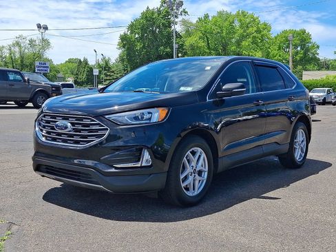 Used 2021 Ford Edge SEL w/ Convenience Package AWD/4WD image 3