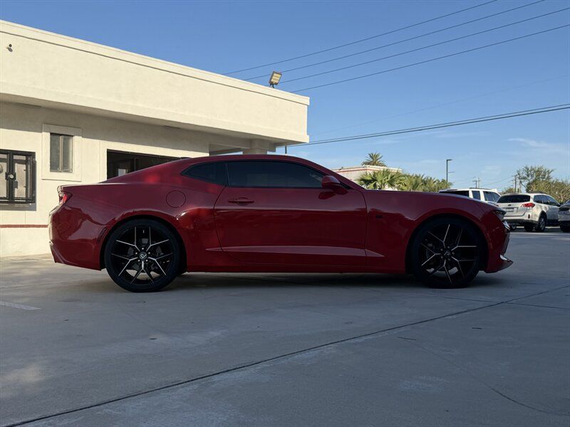 Used 2018 Chevrolet Camaro LT RWD image 6