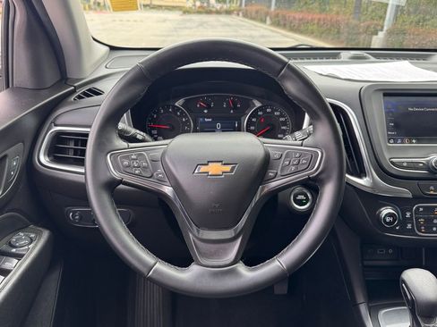 Used 2024 Chevrolet Equinox LT FWD image 15
