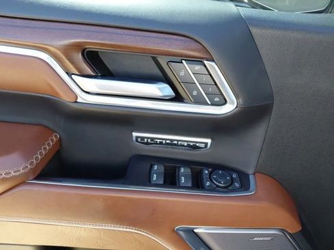Used 2023 GMC Sierra 1500 Denali Ultimate image 13