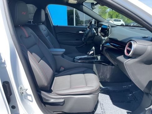 New 2026 Chevrolet Trax RS w/ Driver Confidence Package FWD image 25