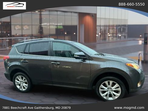 Used 2015 Toyota RAV4 Limited image 8