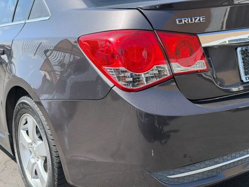 Used 2015 Chevrolet Cruze LT w/ Sun And Sound Package FWD image 19