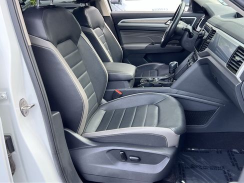 Used 2022 Volkswagen Atlas SEL Premium AWD/4WD image 31