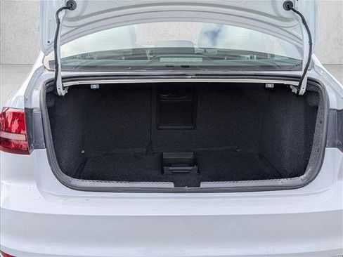Used 2016 Volkswagen Jetta Sport FWD image 6