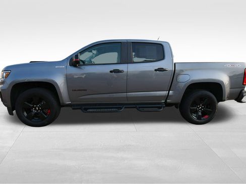 Used 2022 Chevrolet Colorado LT w/ Redline Special Edition AWD/4WD image 4