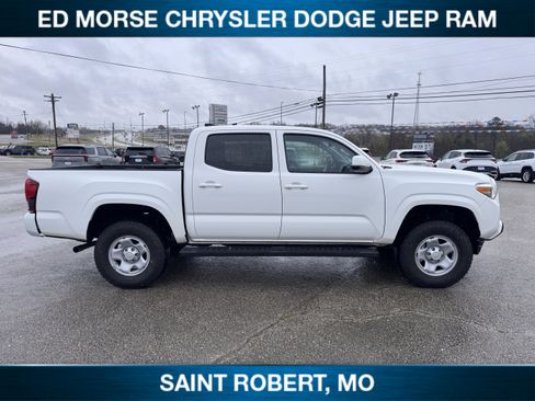 Used 2023 Toyota Tacoma SR image 6