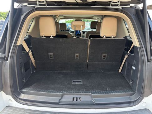 Used 2024 Ford Expedition Limited AWD/4WD image 36