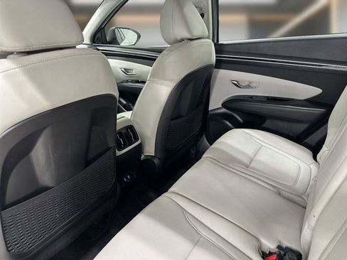 Used 2022 Hyundai Tucson Limited FWD image 12