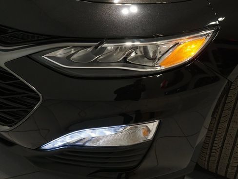 Certified 2023 Chevrolet Malibu LT w/ Midnight Edition image 32