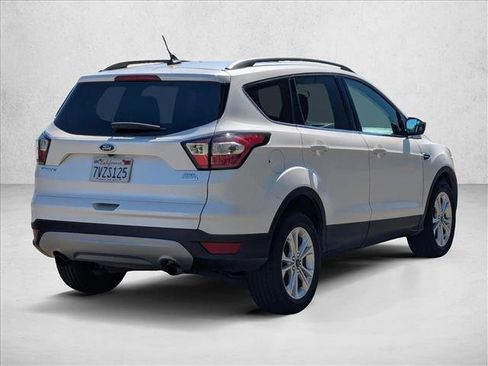 Used 2018 Ford Escape SEL FWD image 5