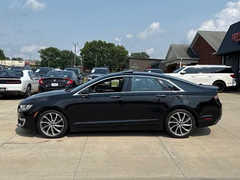 Used 2018 Lincoln MKZ Select w/ Select Plus Package AWD/4WD image 3
