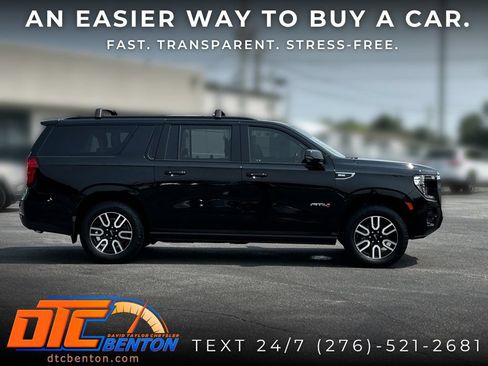 Used 2021 GMC Yukon XL AT4 w/ AT4 Premium Plus Package AWD/4WD image 4