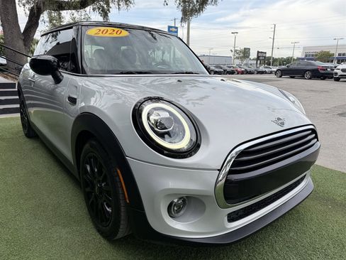 Used 2020 MINI Cooper 2-Door Hardtop FWD image 3