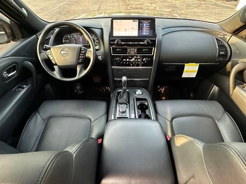 Certified 2023 Nissan Armada SL w/ Midnight Edition Package AWD/4WD image 29