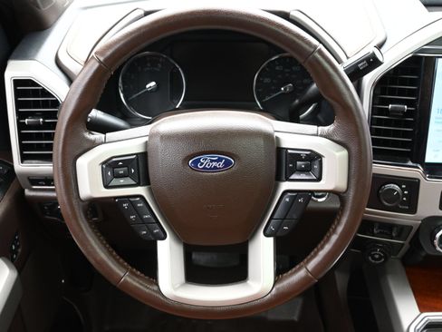 Used 2022 Ford F250 King Ranch w/ King Ranch Ultimate Package AWD/4WD image 15