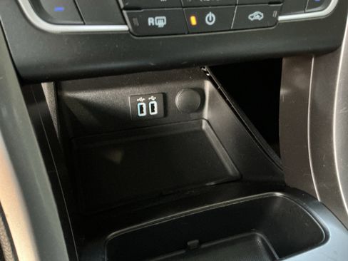 Used 2019 Ford Fusion S image 31