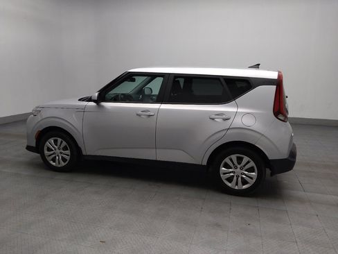 Used 2020 Kia Soul LX image 3