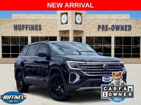 Used 2024 Volkswagen Atlas SE FWD image 1