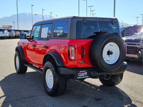 Used 2023 Ford Bronco Wildtrak image 5