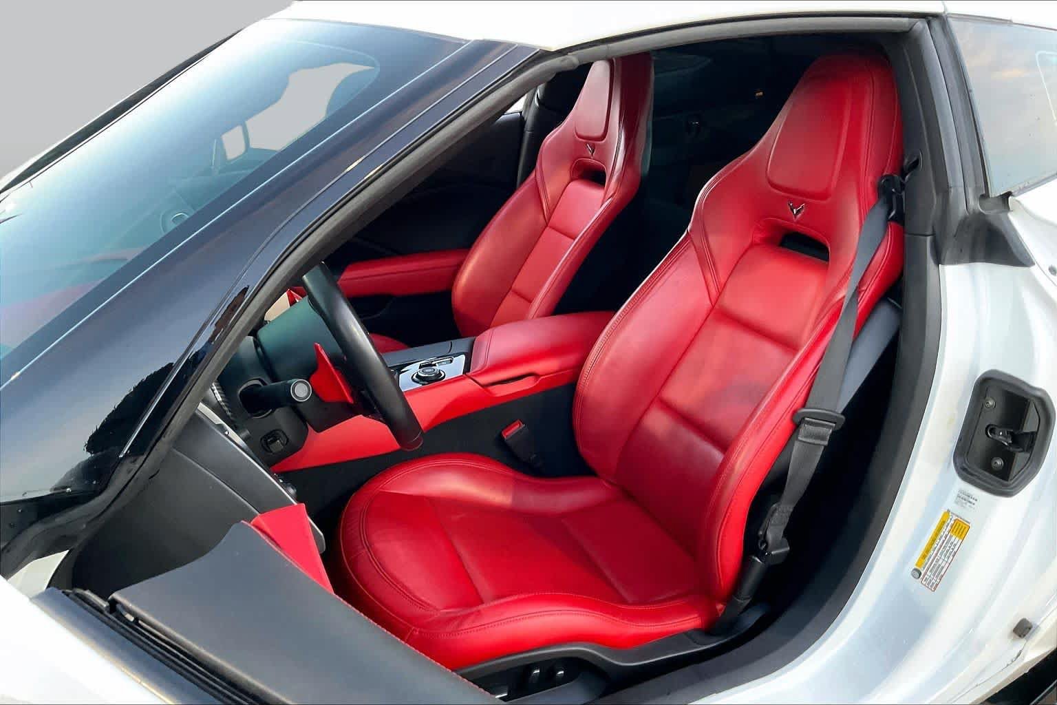Used 2019 Chevrolet Corvette Grand Sport RWD image 9