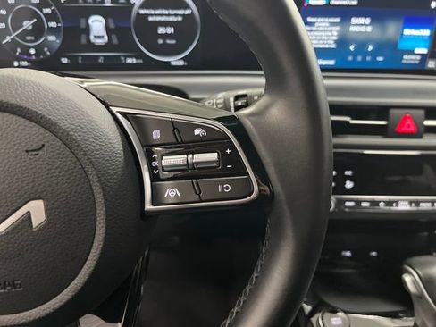 Certified 2024 Kia Seltos S image 18