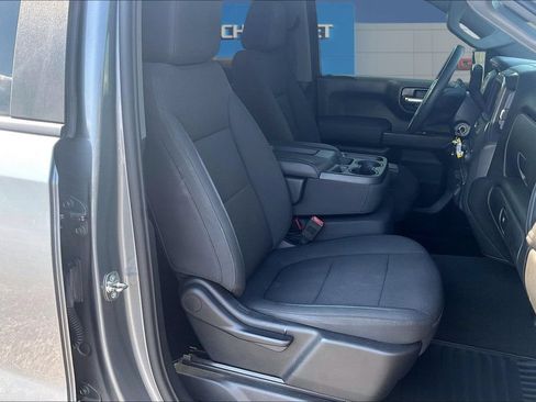 Used 2020 Chevrolet Silverado 1500 Custom w/ Custom Value Package RWD image 29