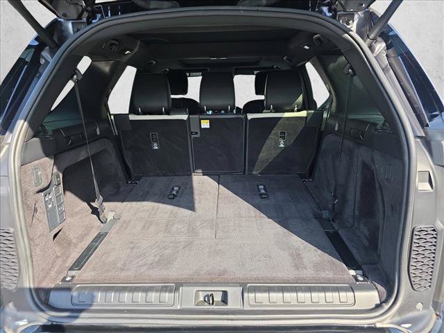Used 2021 Land Rover Discovery S R-Dynamic AWD/4WD image 12