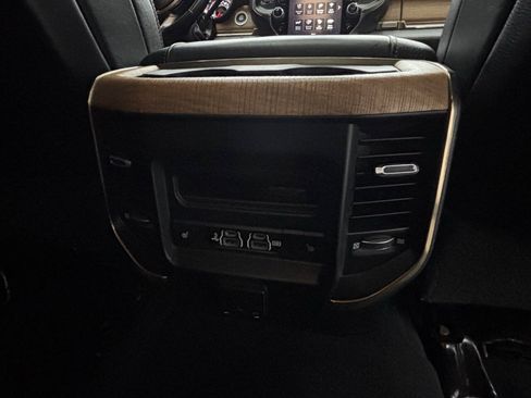 Used 2020 RAM 3500 Limited AWD/4WD image 32