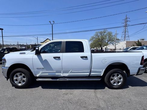 Used 2025 RAM 2500 Big Horn AWD/4WD image 4