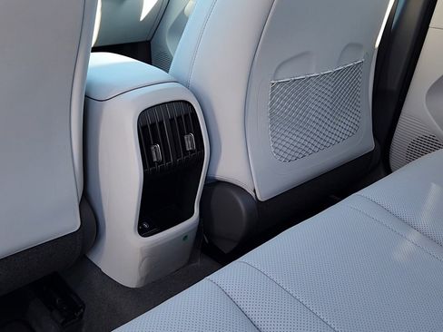 New 2026 Hyundai Kona SEL Premium image 17