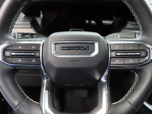 Used 2024 GMC Acadia Denali image 58